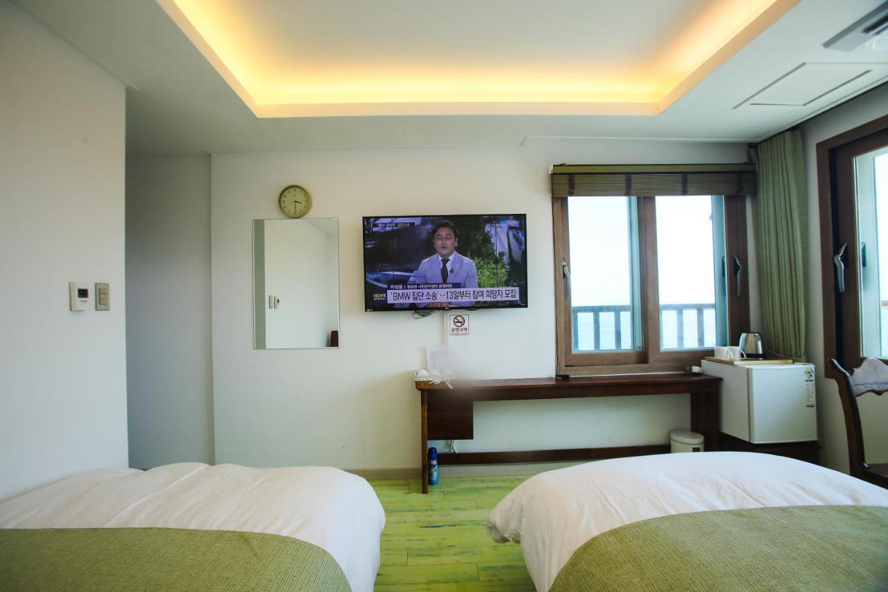 Tov Pension Seogwipo Exterior photo